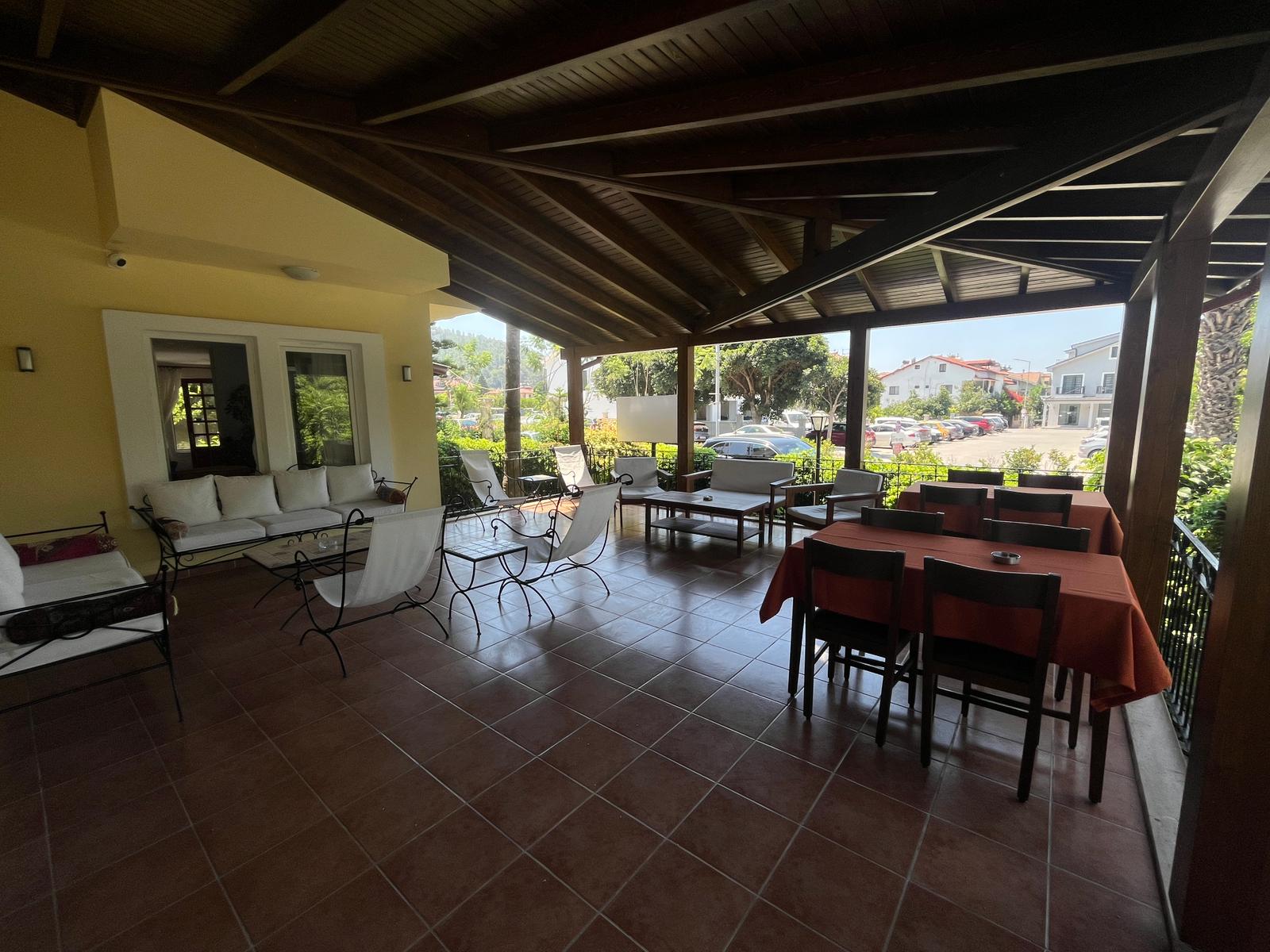 Otel Sonsuzluk Havuzu